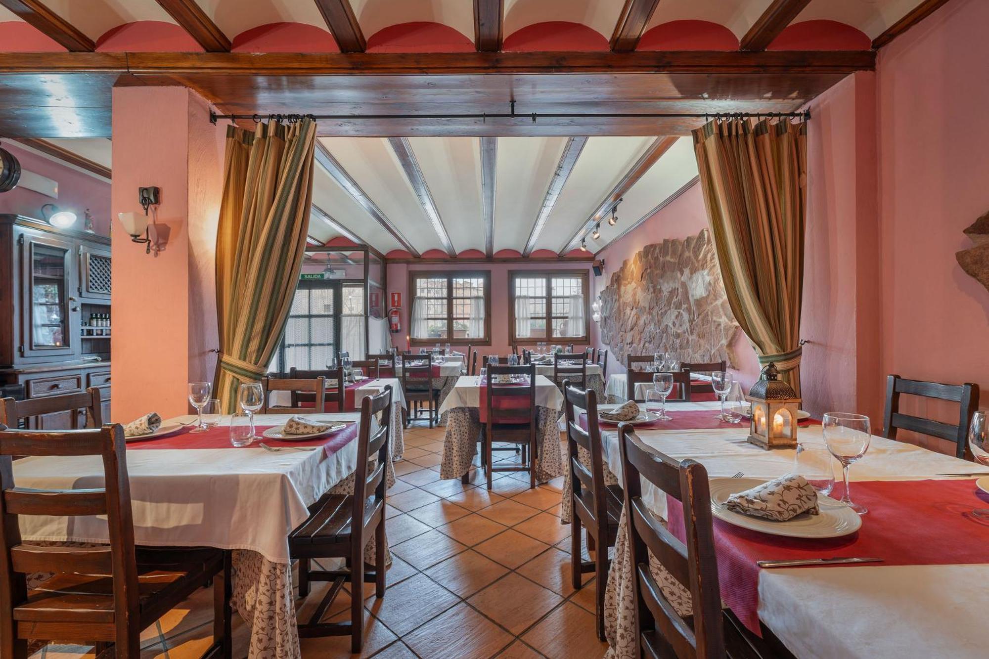Hotel - Restaurante Prado Del Navazo Albarracin Exterior photo